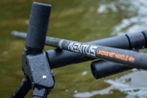 GURU Aventus 4m + 1m Extension Landing Net Handle: